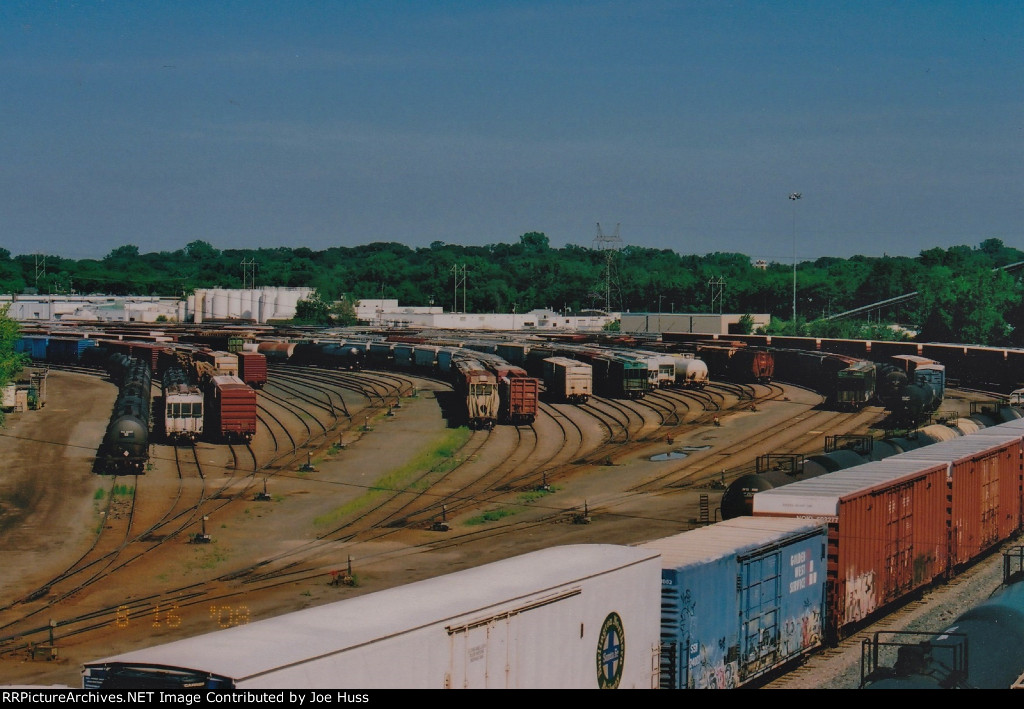 East End Commercial's Midway Yard